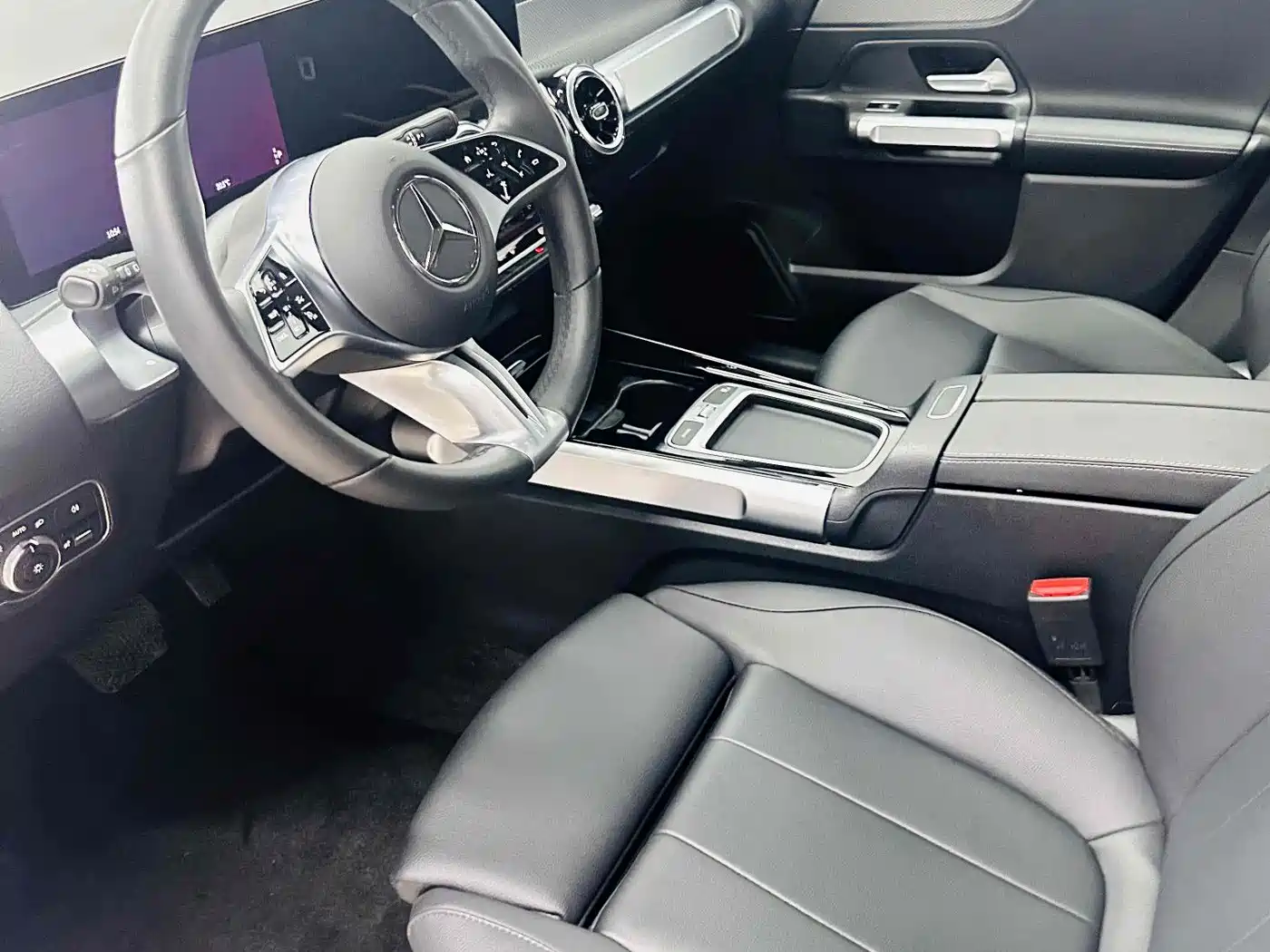 Mercedes-Benz GLB 2024 GLB 200 Dynamic фото 8