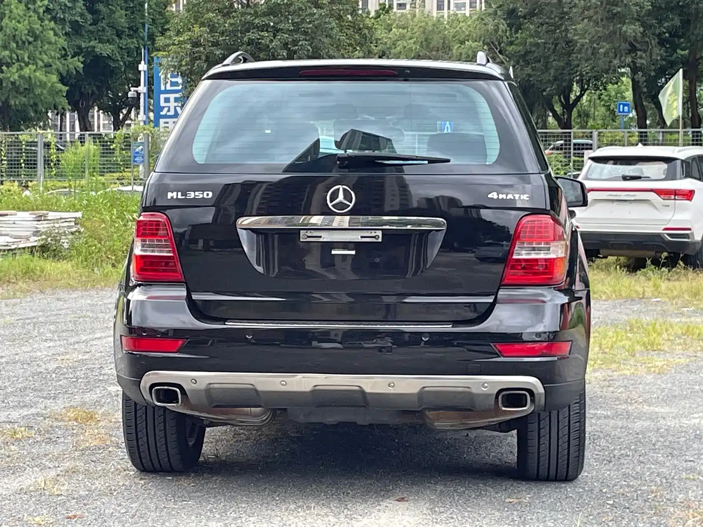 Mercedes-Benz M-Class 2010 ML 300 4MATIC фото 15