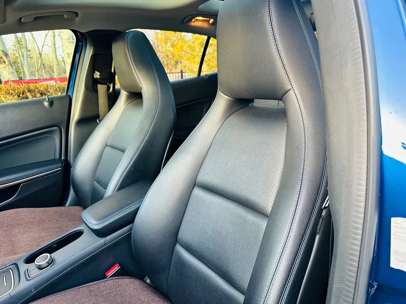 Mercedes-Benz GLA 2019 GLA 220 4MATIC Sport фото 11