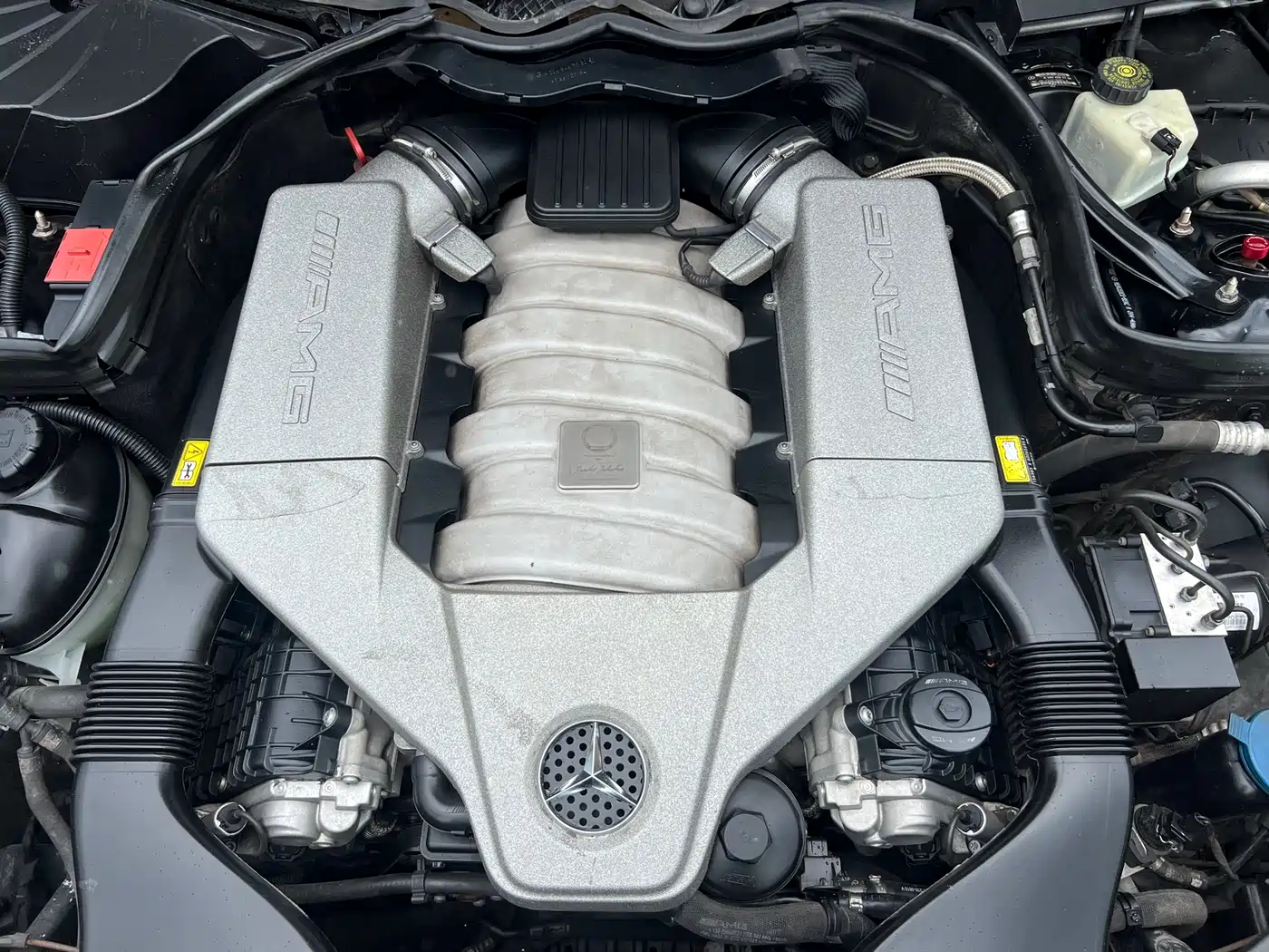 Mercedes-Benz C-Class AMG 2010 AMG C 63 Sport Enhanced Edition фото 24