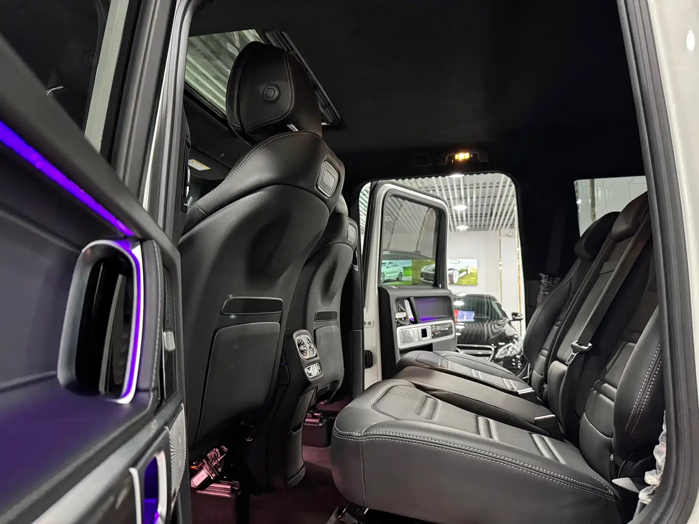 Mercedes-Benz G-Class 2023 G 500 фото 5