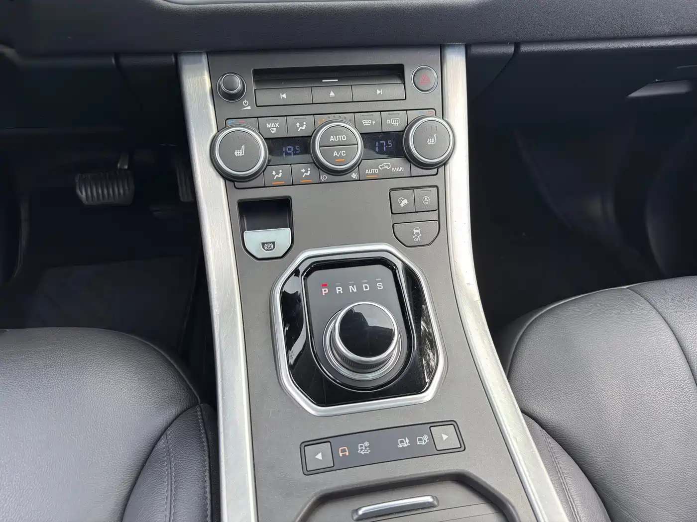 Land Rover Range Rover Evoque 2018 240PS SE Smart Edition фото 13