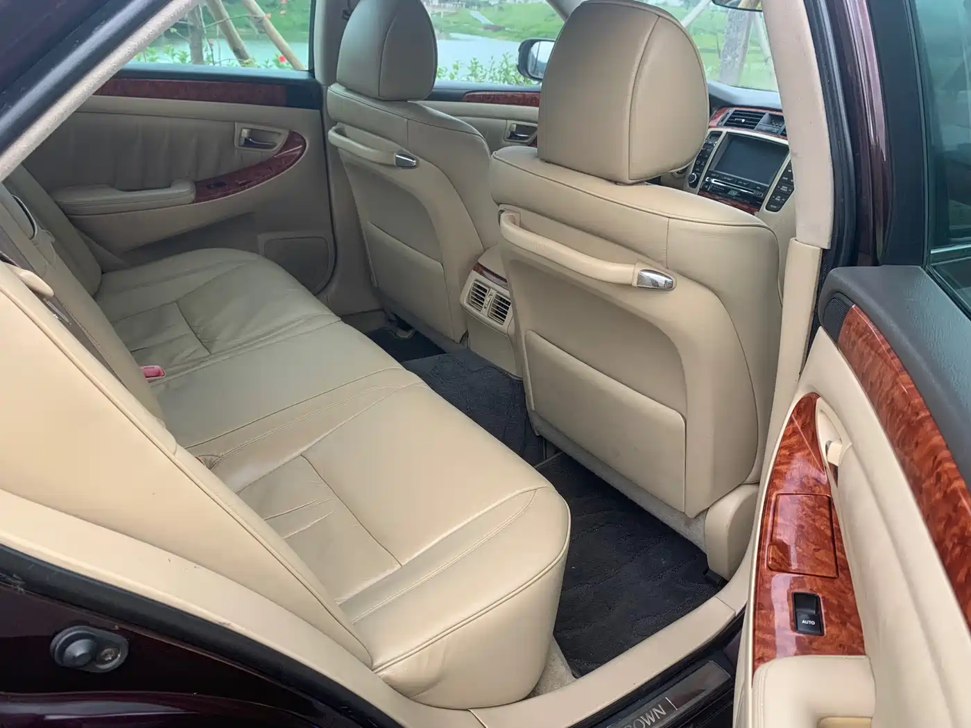 Toyota Crown 2006 2.5L Royal Leather Edition фото 16
