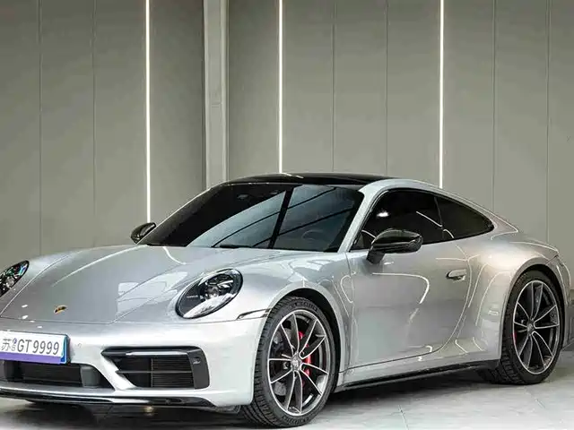 Porsche 911 2021