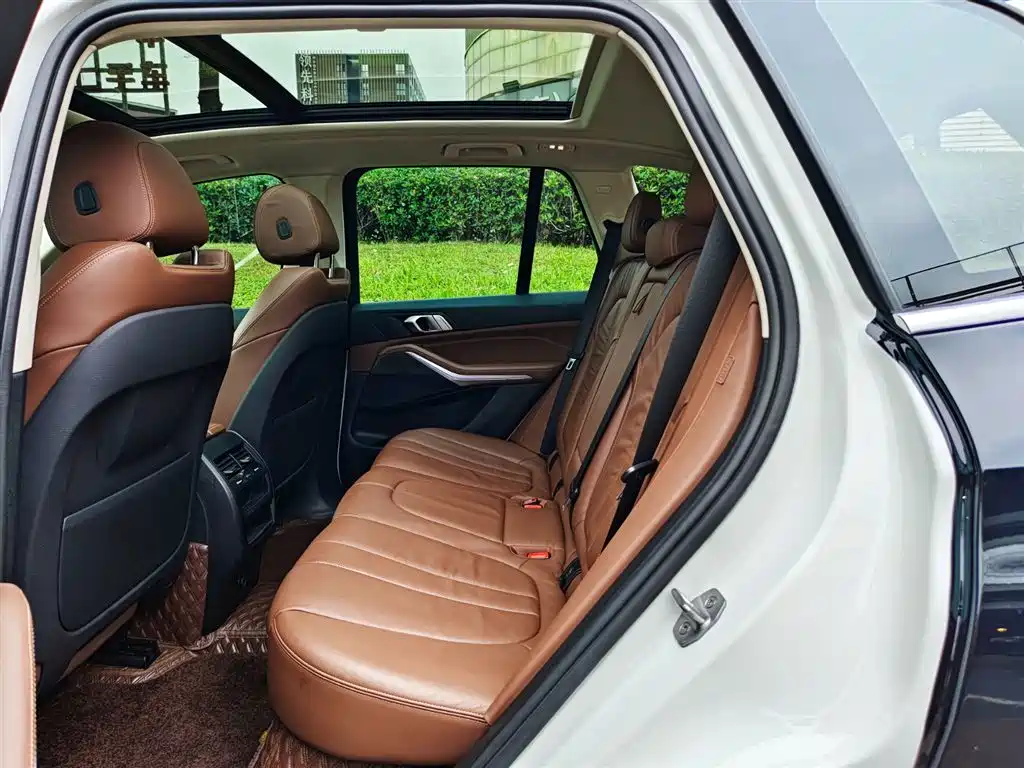 BMW X5 (Import) 2019 xDrive40i M Sport Package фото 13
