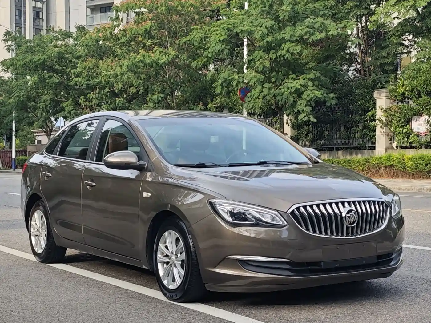 Buick Excelle 2015 15N Automatic Progressive фото 7