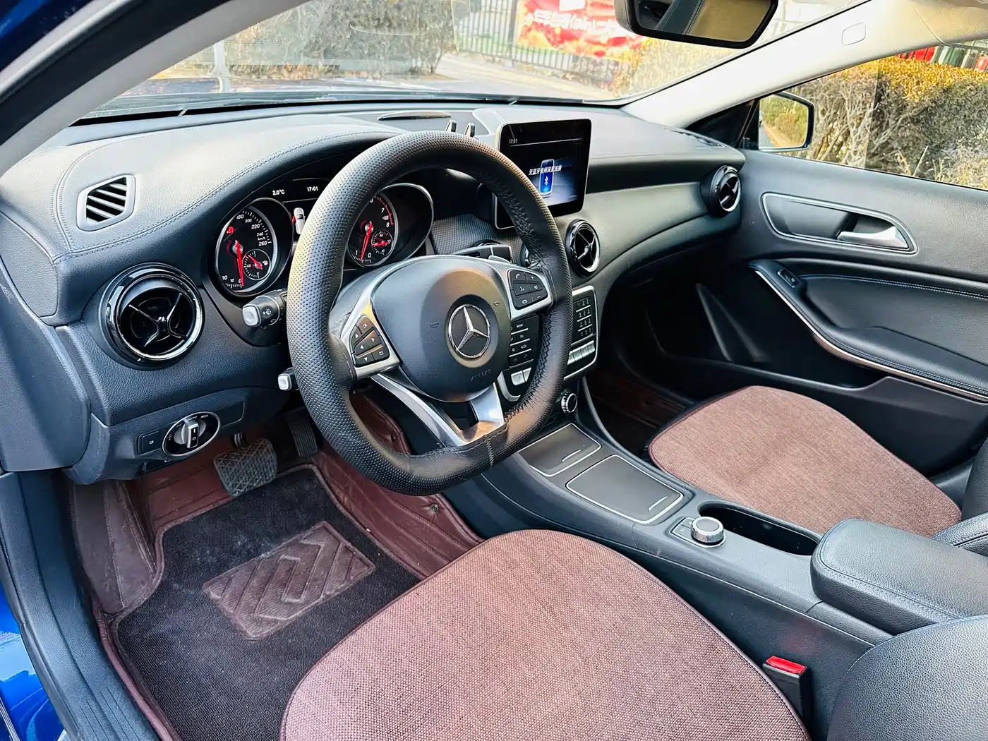 Mercedes-Benz GLA 2019 GLA 220 4MATIC Sport фото 13