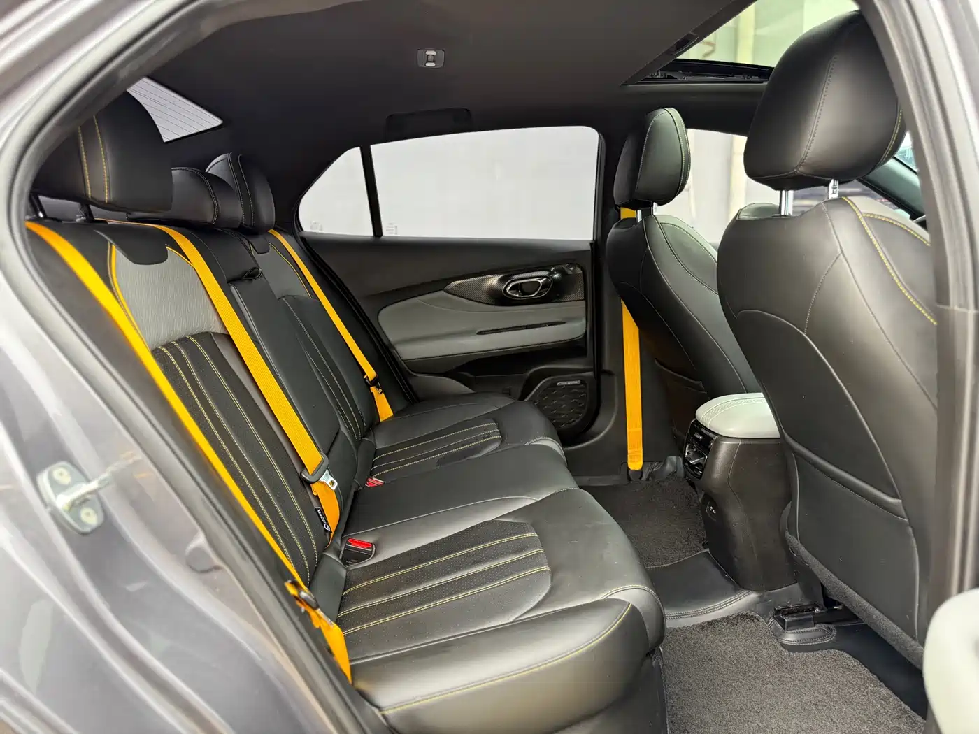 GAC Trumpchi Trumpchi Emkoo 2023 270T DCT J16 Edition фото 17