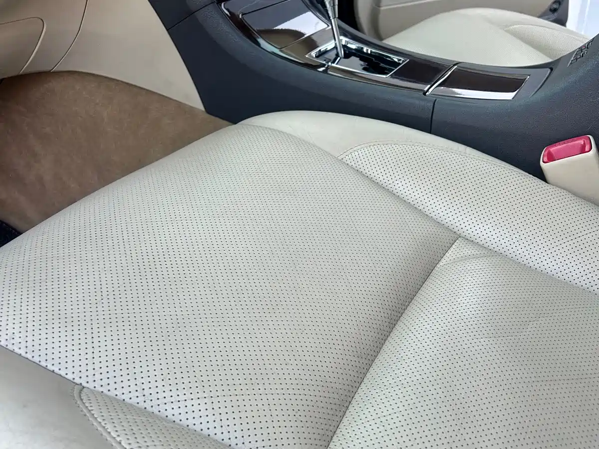 Lexus ES 2010 240 Elegance Edition фото 9
