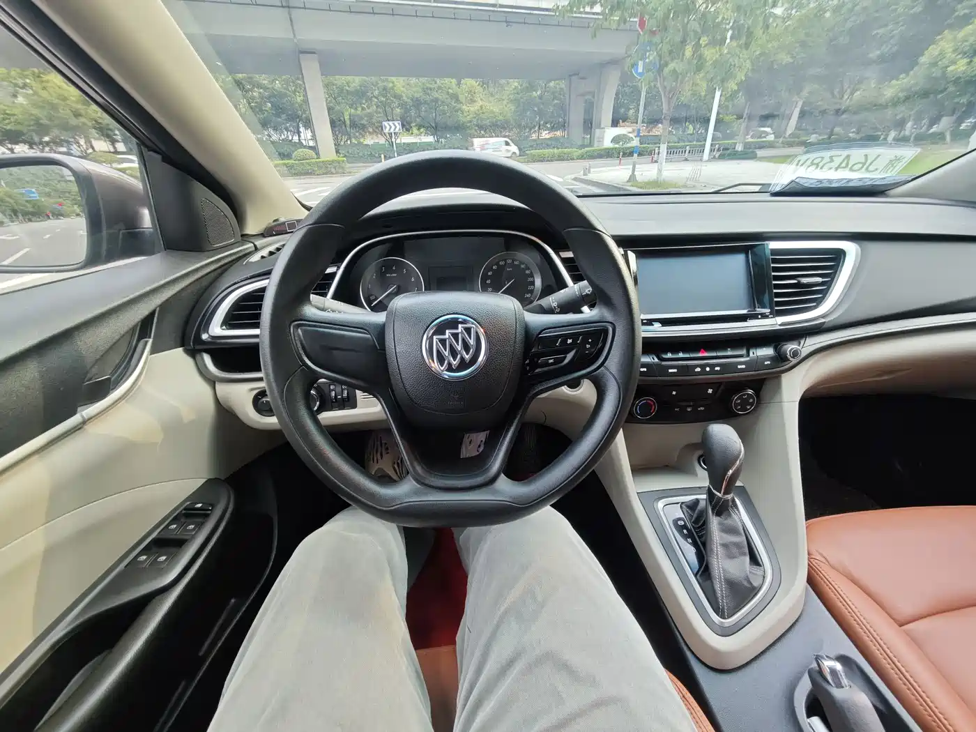 Buick Excelle 2015 15N Automatic Progressive фото 9