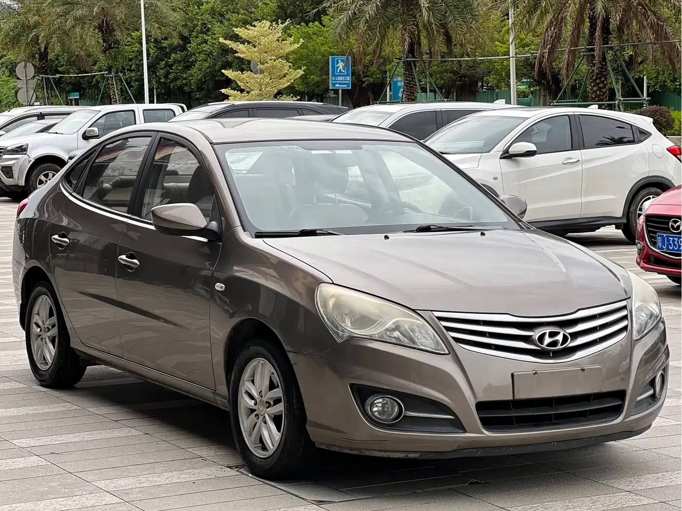 Hyundai Elantra 2011 1.6L Manual Comfort фото 12