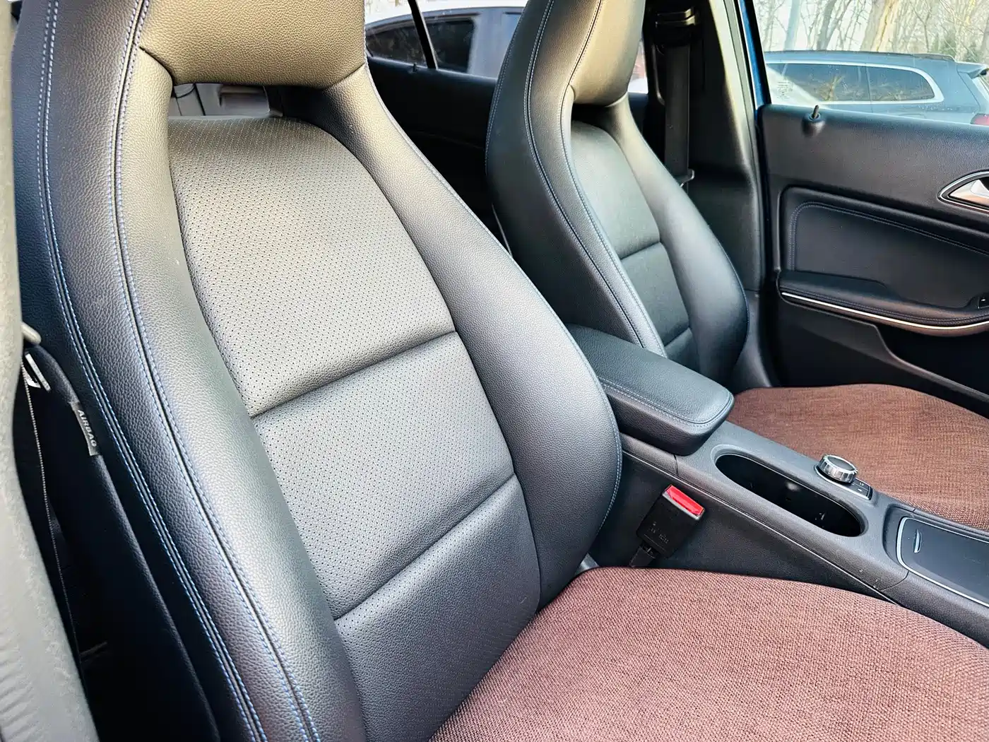 Mercedes-Benz GLA 2019 GLA 220 4MATIC Sport фото 27