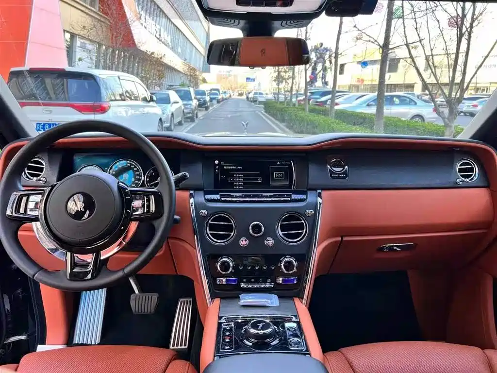 ROLLS-ROYCE CULLINAN