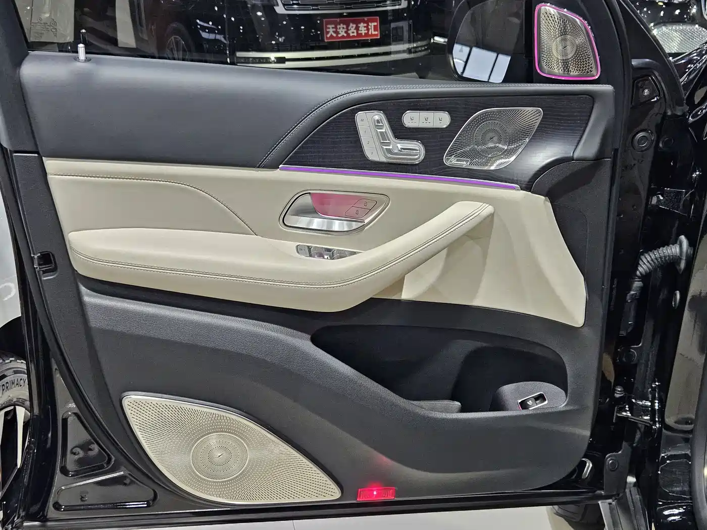 Mercedes-Benz GLS AMG 2024 AMG GLS 63 4MATIC+ фото 8