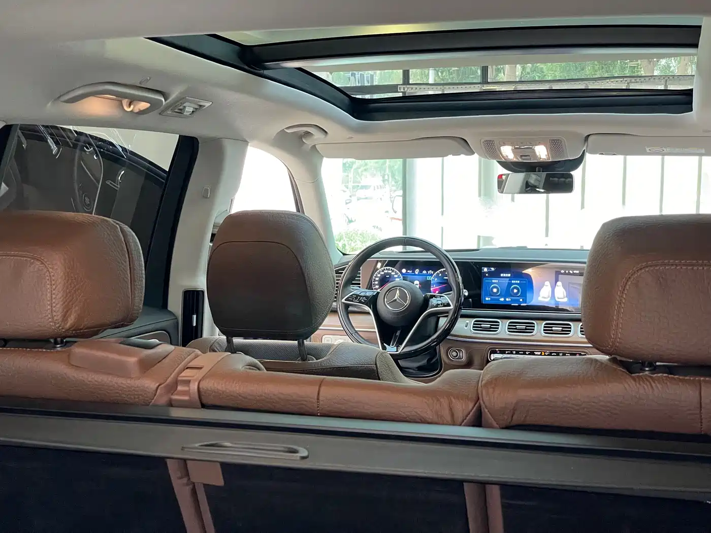Mercedes-Benz GLS 2024 Model GLS 450 4MATIC Luxury фото 36