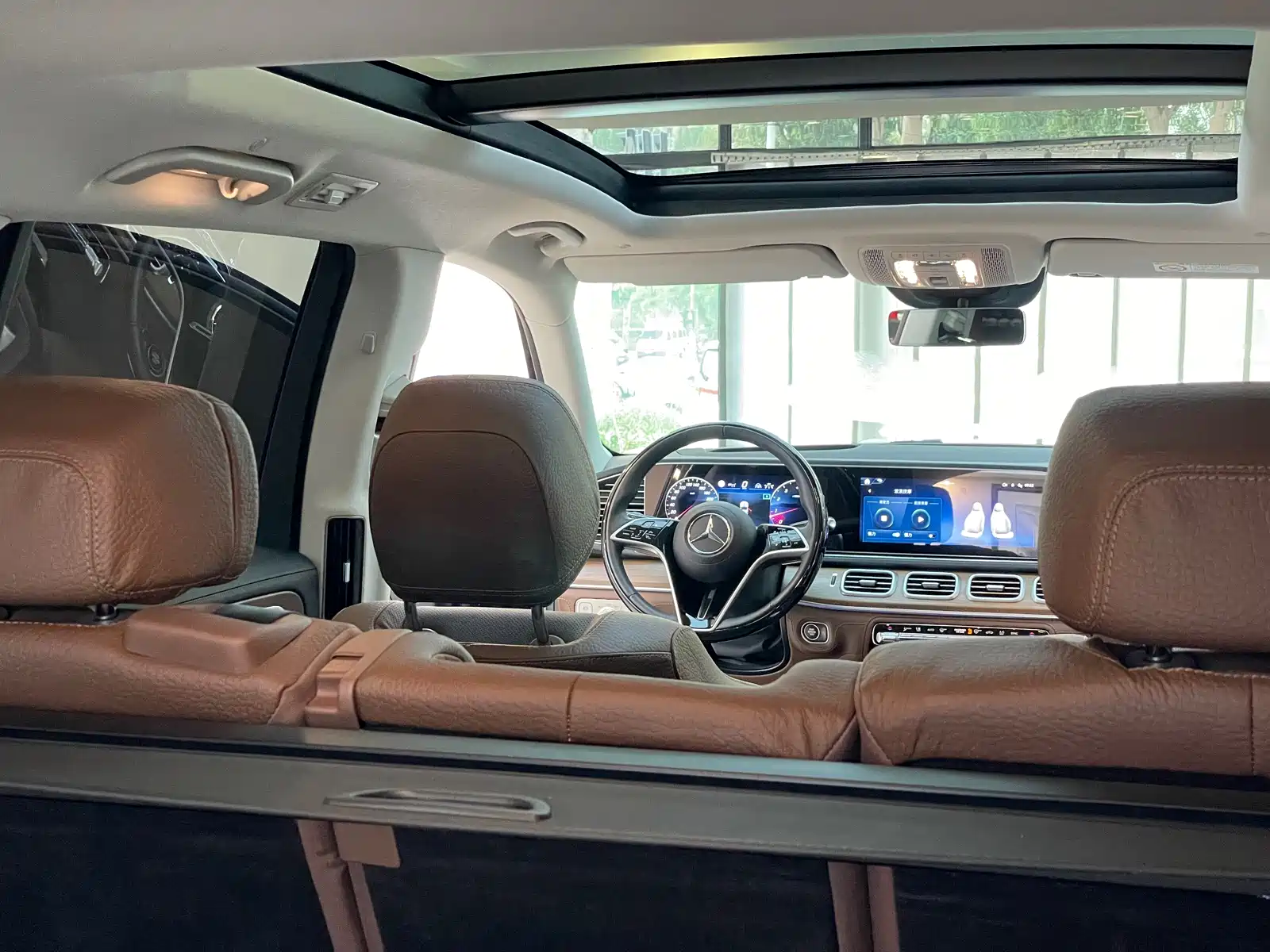 Фото 36 - Mercedes-Benz GLS