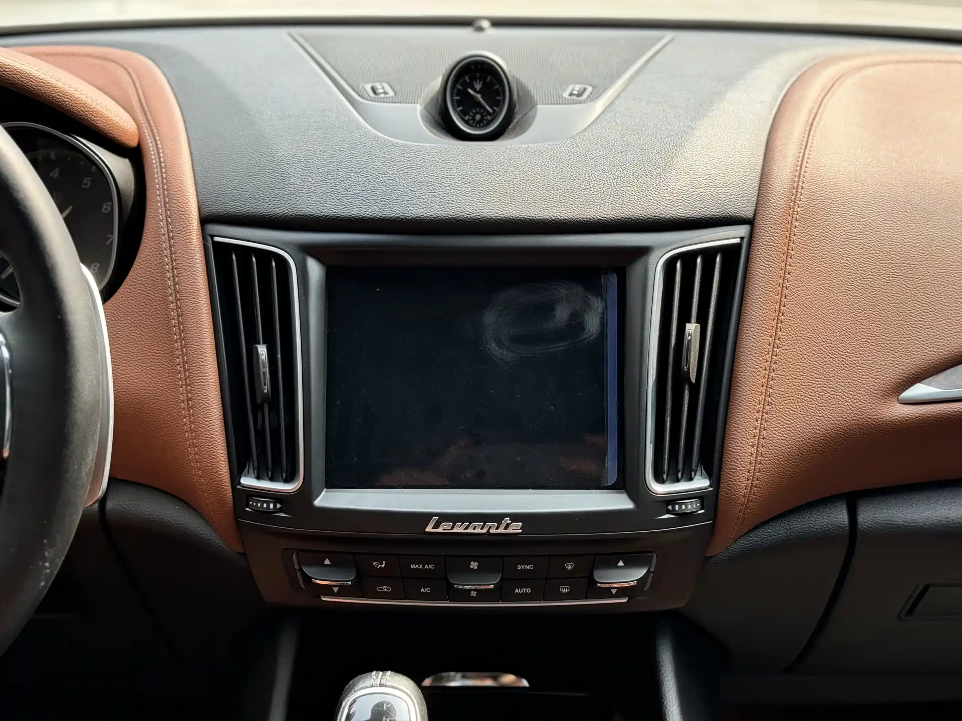 صورة 9 - Maserati Levante
