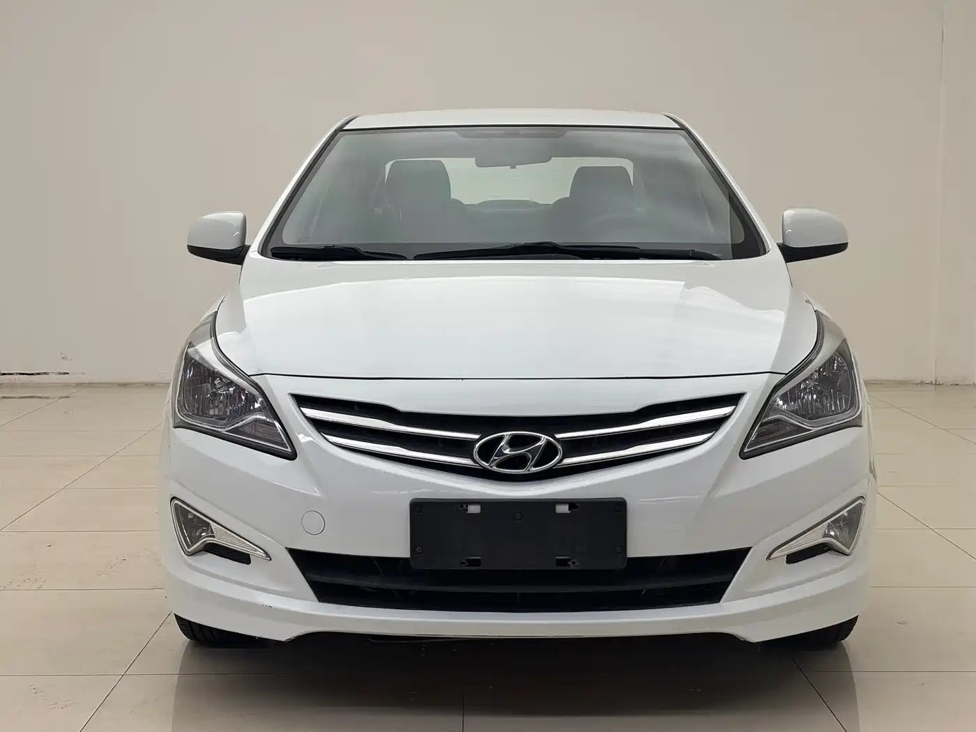 Hyundai Verna 2014 1.4L Manual Smart GLS фото 3