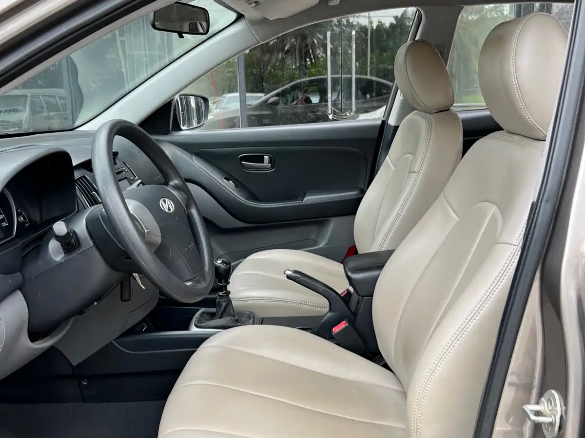 Hyundai Elantra 2011 1.6L Manual Comfort фото 7