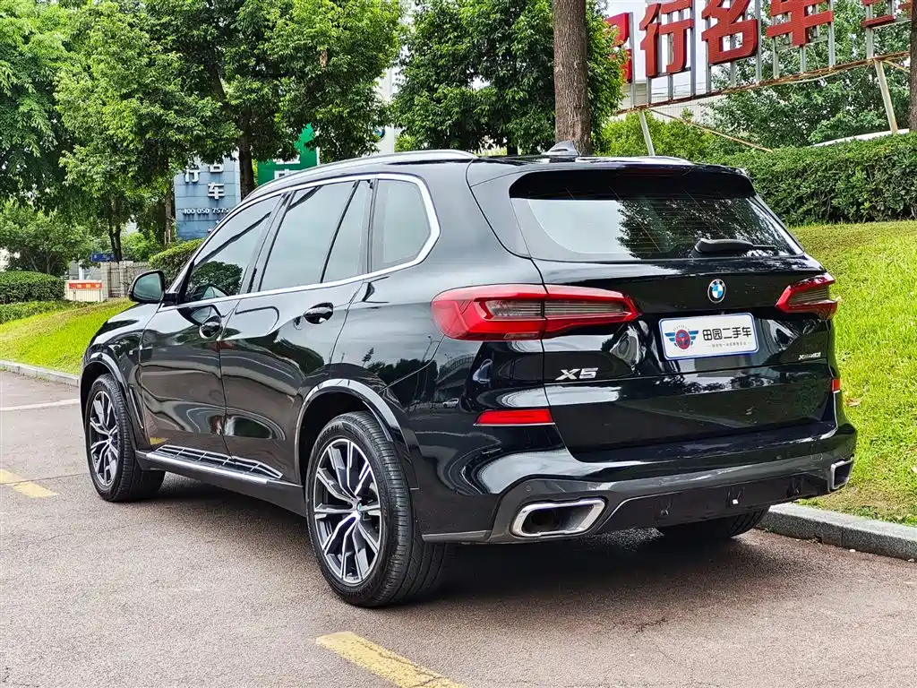 BMW X5 (Import) 2019 xDrive40i M Sport Package фото 4