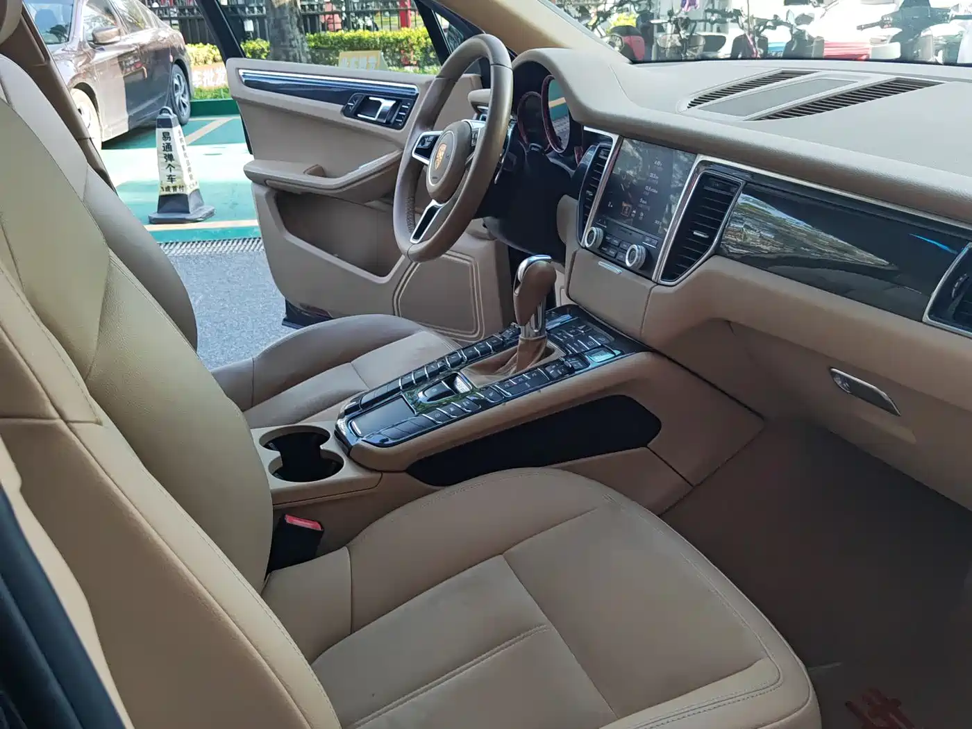 Porsche Macan 2017 Macan 2.0T фото 18