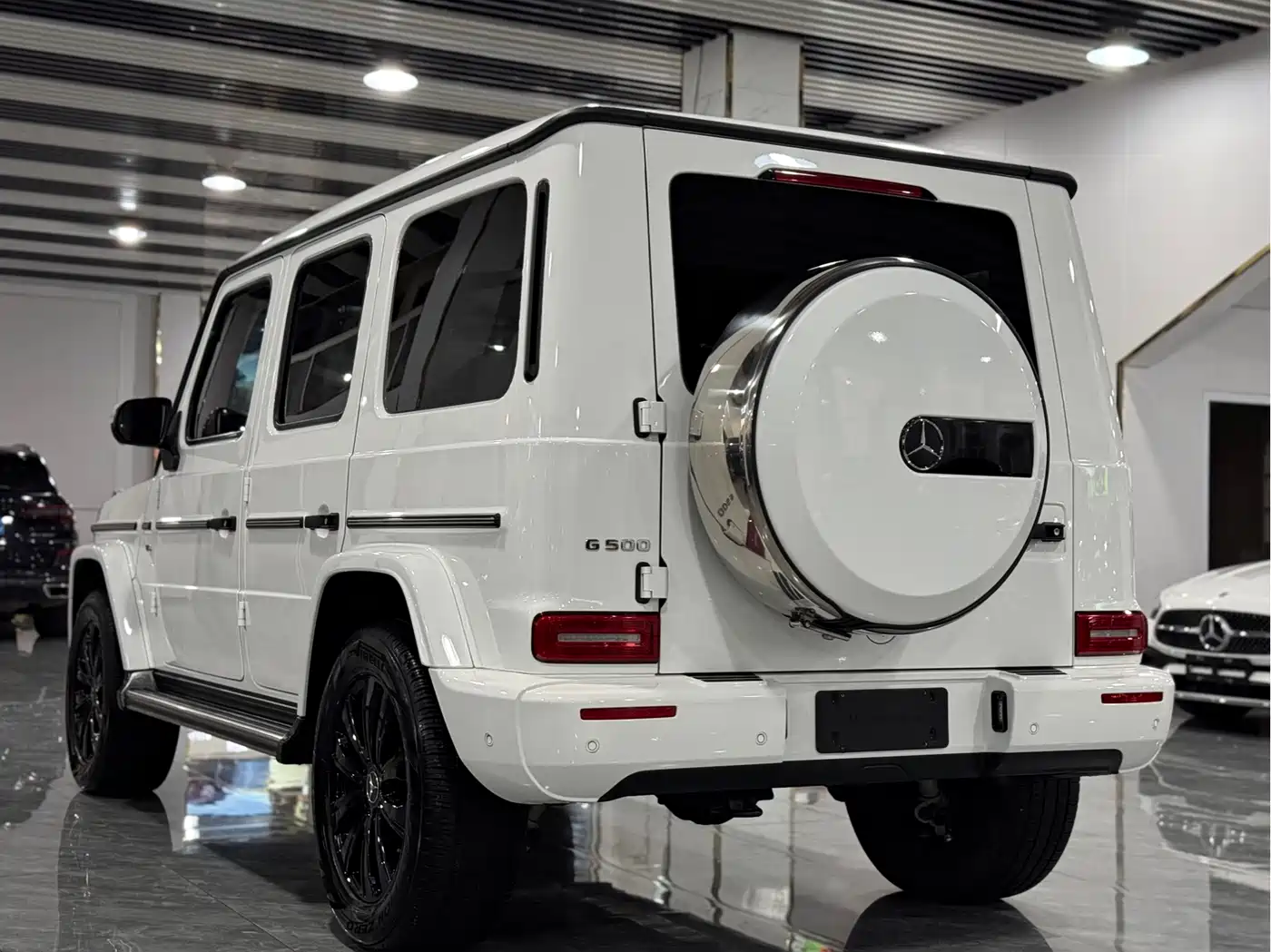 Mercedes-Benz G-Class 2023 G 500 фото 13