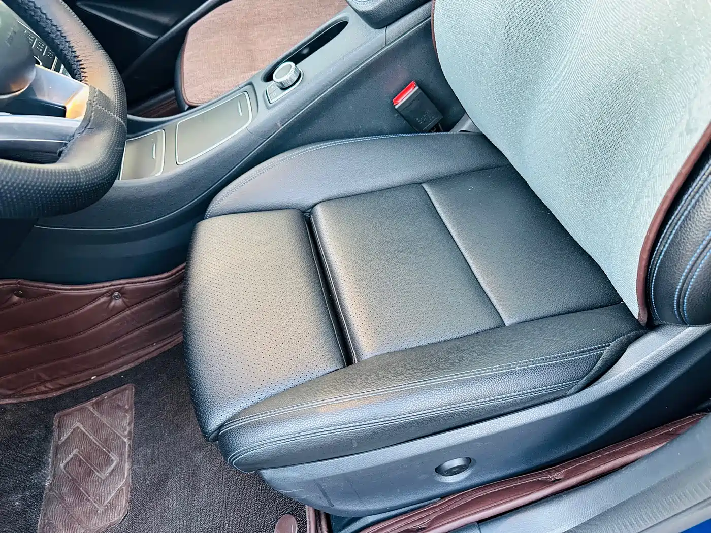 Mercedes-Benz GLA 2019 GLA 220 4MATIC Sport фото 12