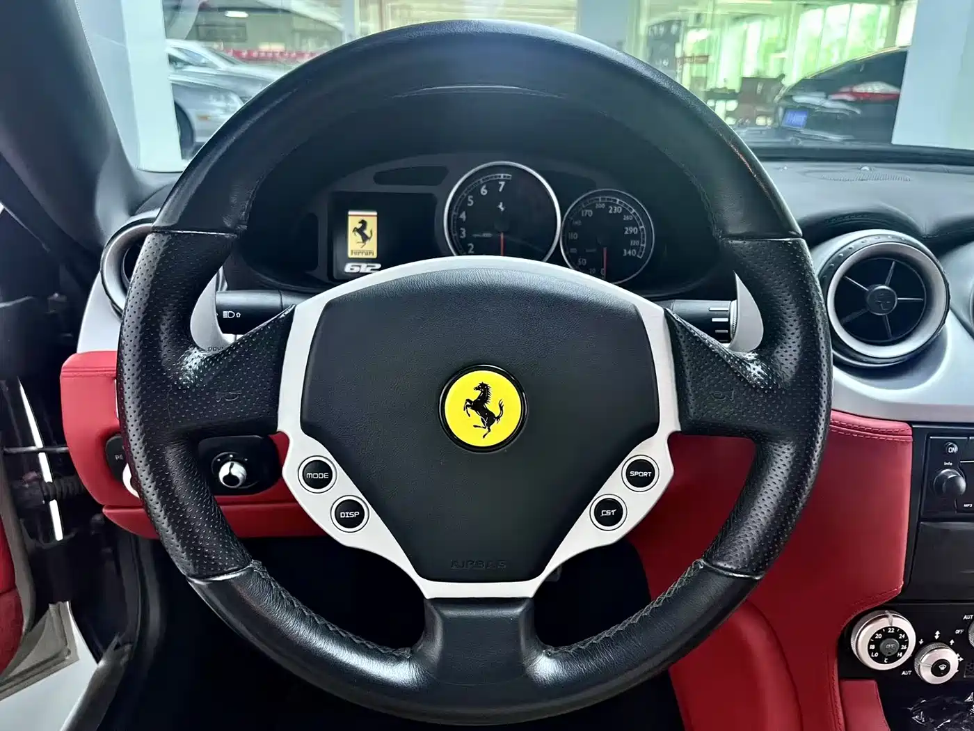 Ferrari 612 2005 Scaglietti 5.7 фото 9