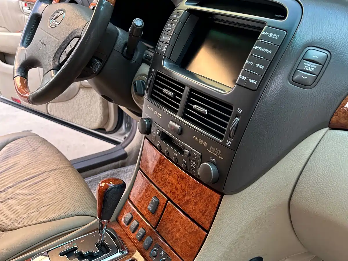 Lexus LS 2005 430 фото 16