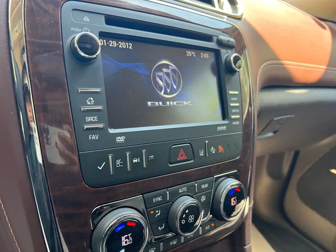 Buick Enclave 2014 3.6L AWD Intelligent Flagship фото 10