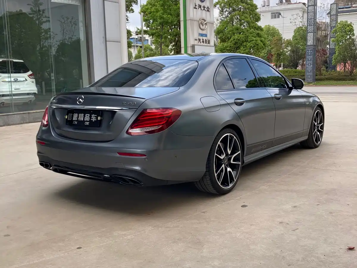 Mercedes-Benz E-Class AMG 2017 AMG E 43 4MATIC Special Edition фото 10