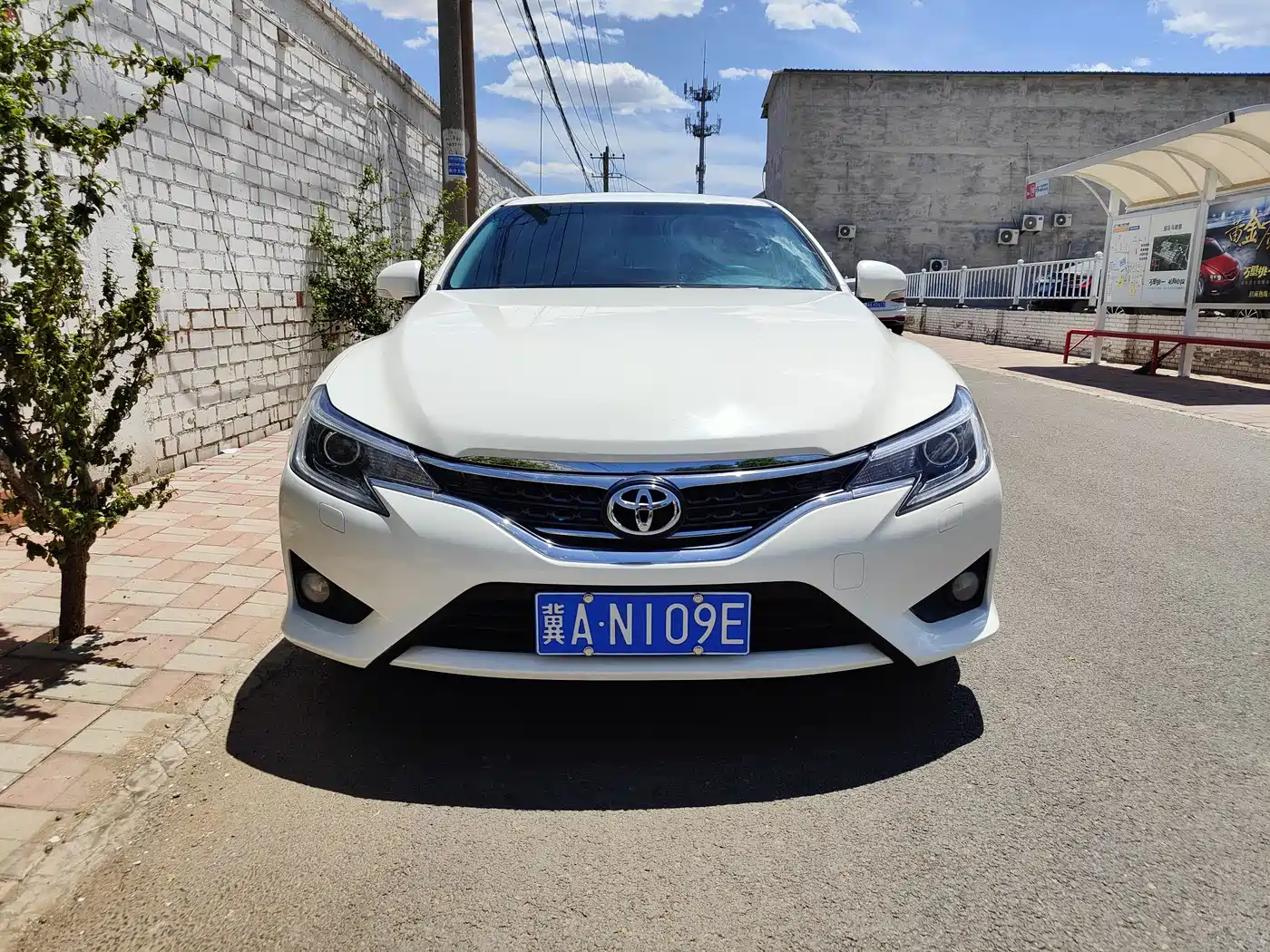 Toyota Reiz 2013 2.5V Elite Edition фото 2