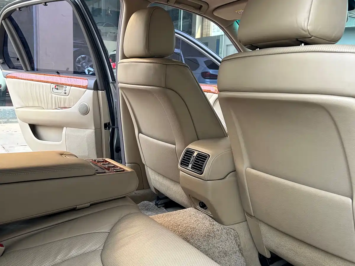 Lexus LS 2005 430 фото 12