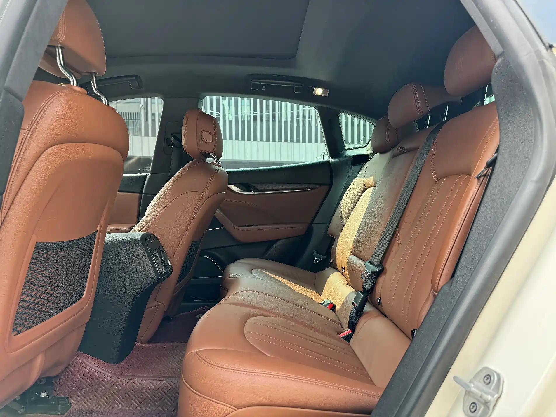 صورة 13 - Maserati Levante