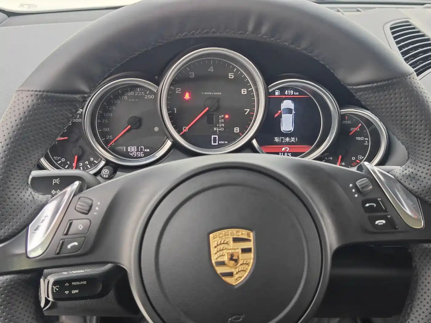 Porsche Cayenne фото 18