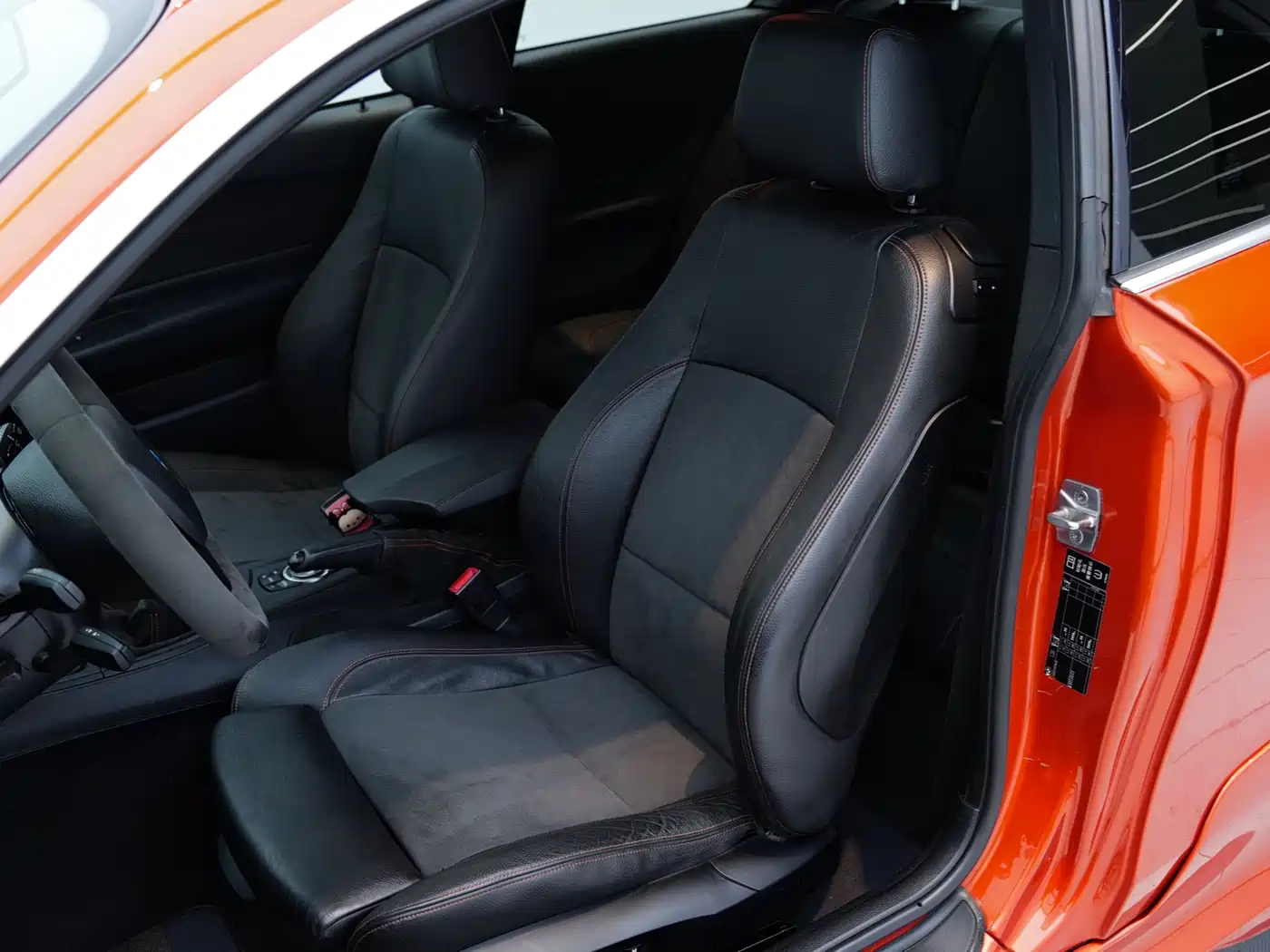 BMW 1 Series M 2011 1M Coupe фото 18