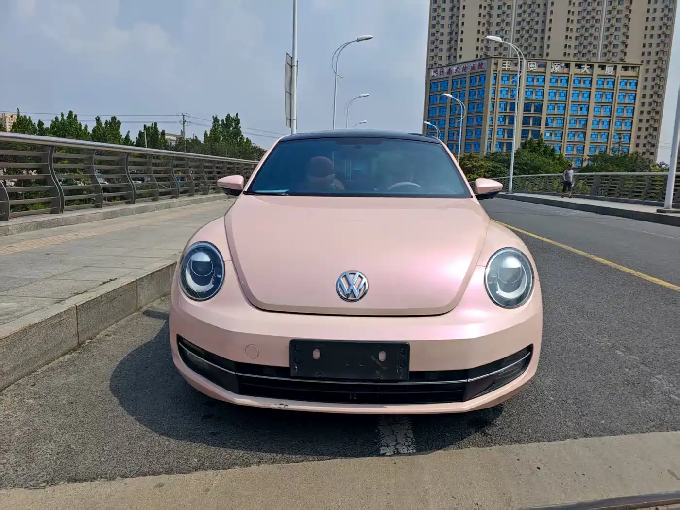 Volkswagen Beetle 2014 1.2TSI Comfort Edition фото 2