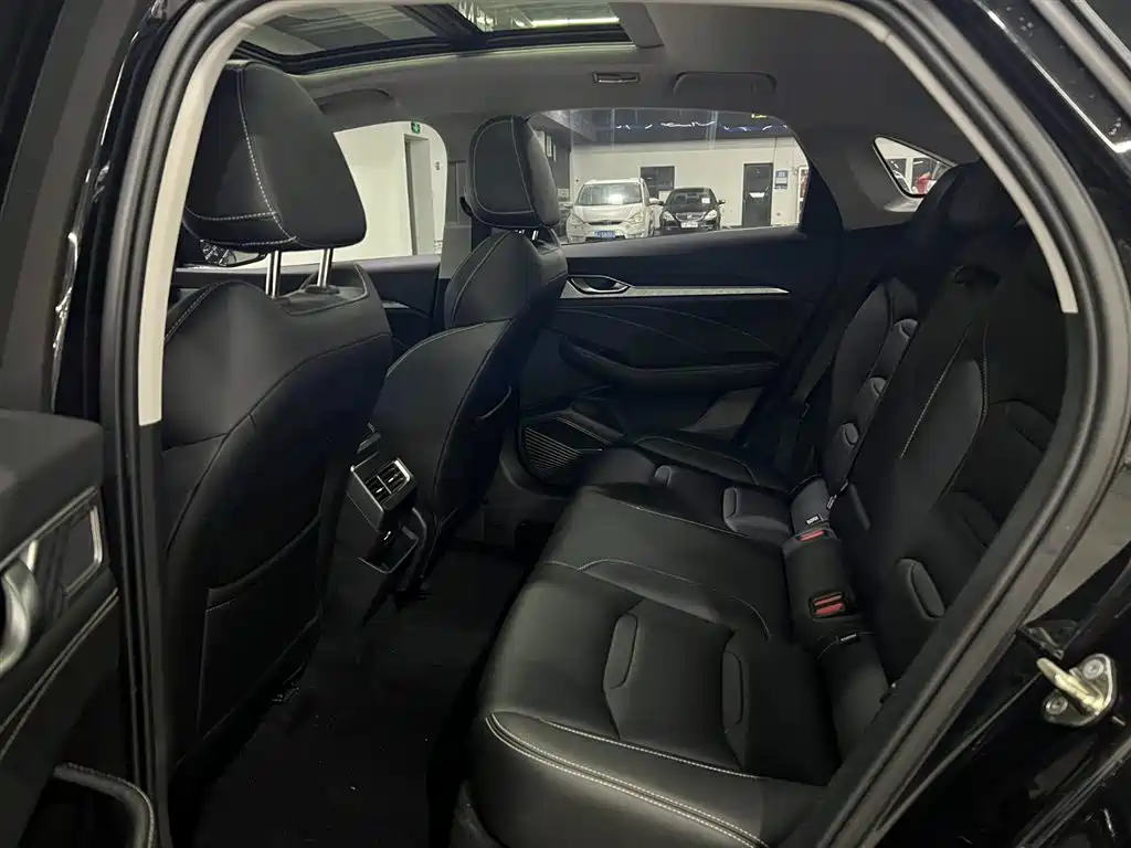 GEELY AUTOMOBILE XINGRUI