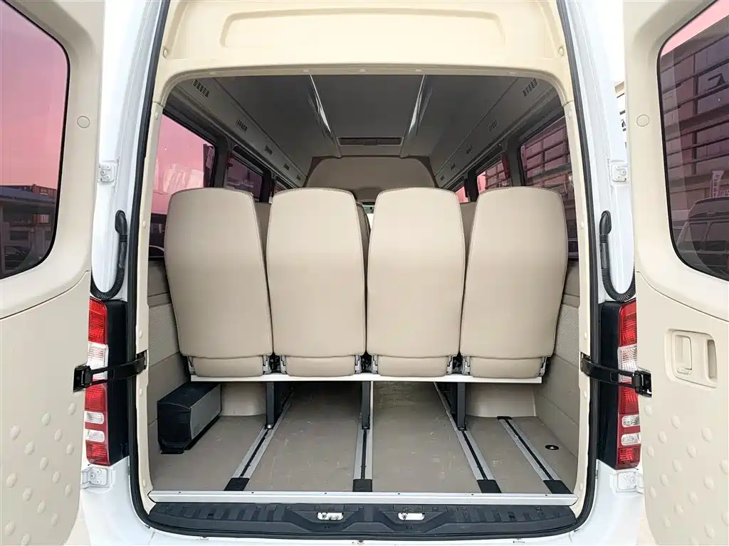 Mercedes-Benz Sprinter 2012 2.1T Jialu Long Wheelbase фото 14
