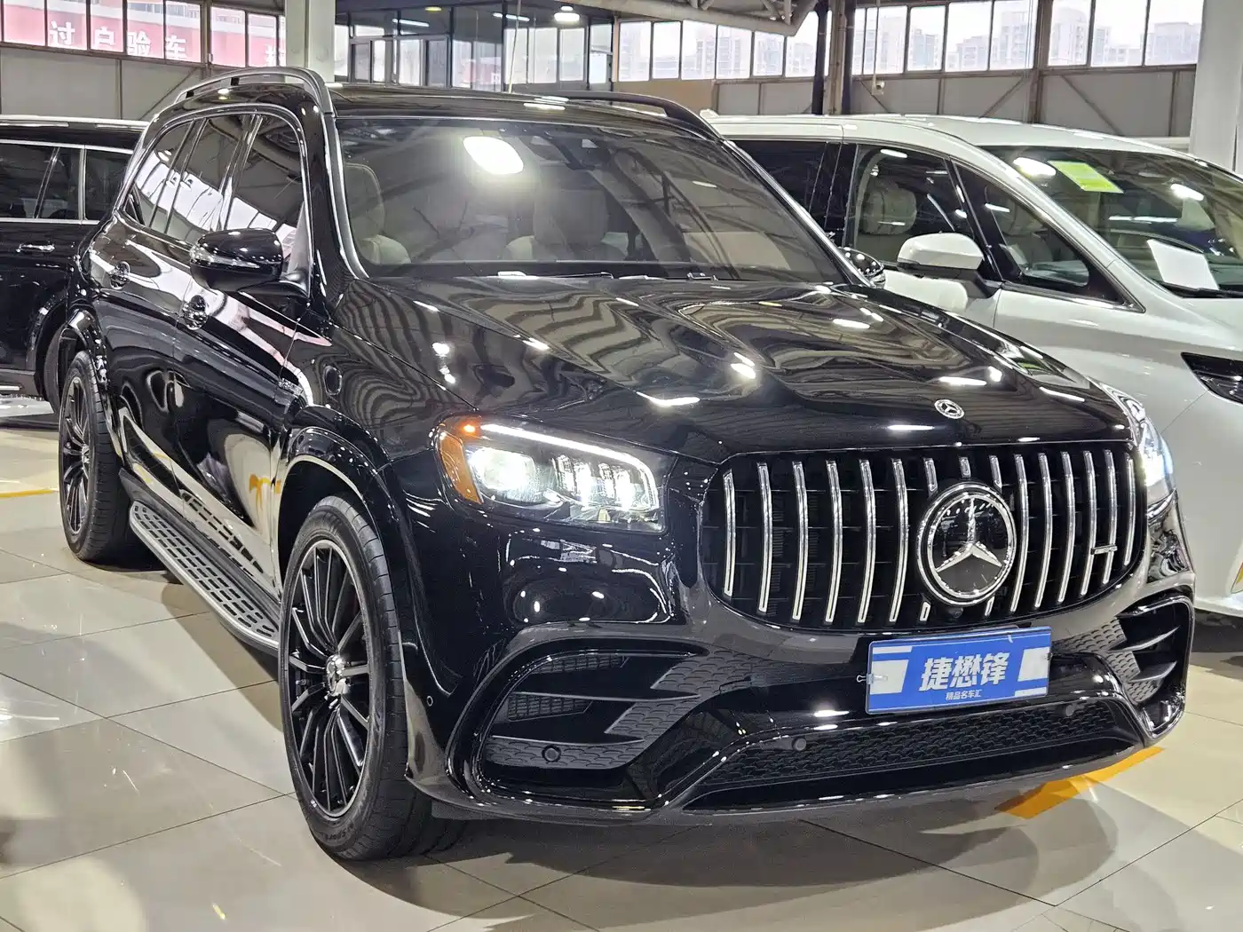 Mercedes-Benz GLS AMG 2024 AMG GLS 63 4MATIC+ фото 3