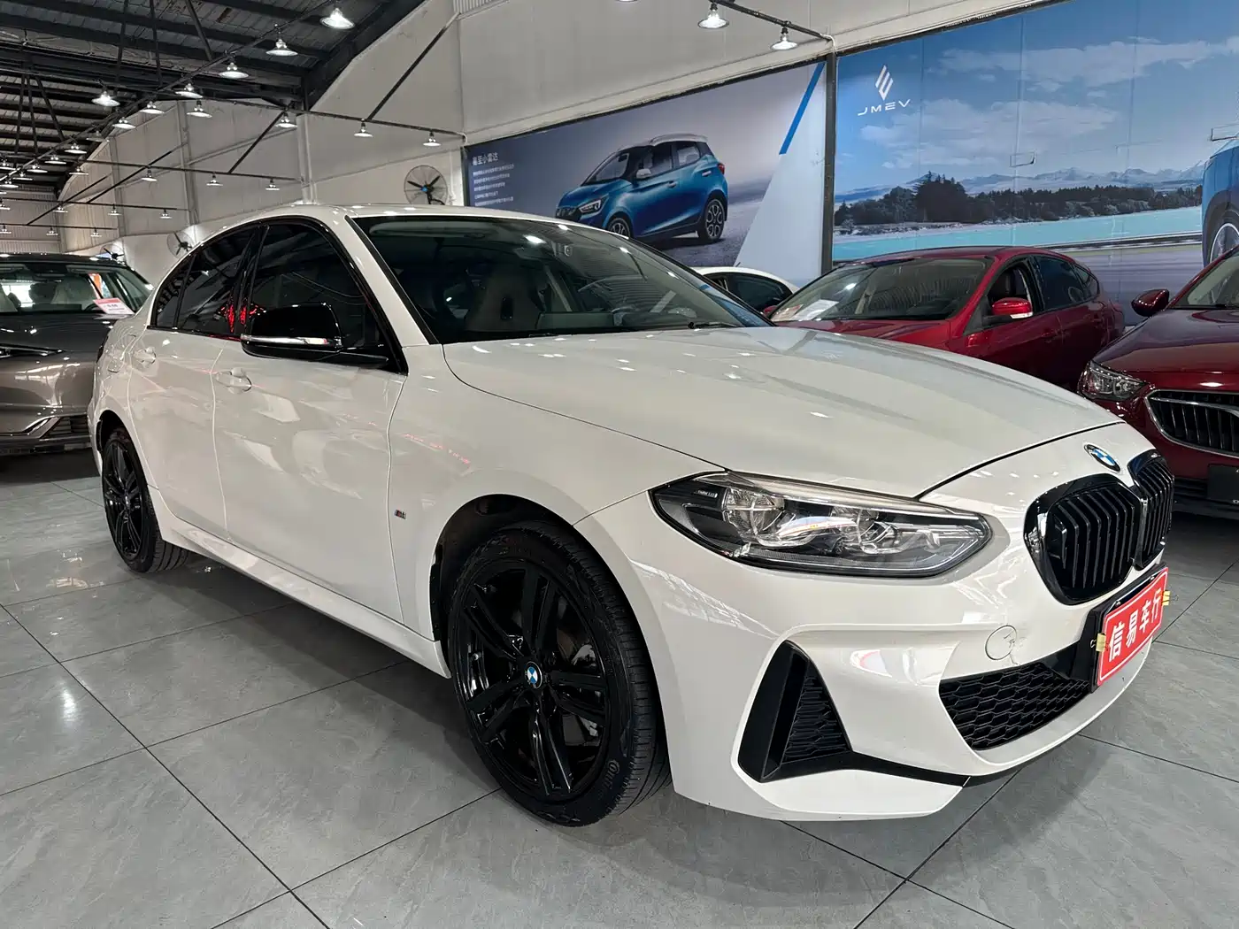 BMW 1 SERIES
