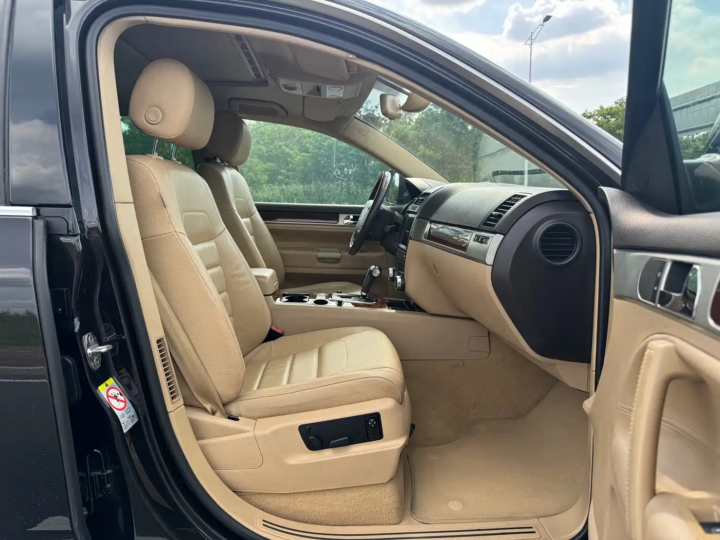Volkswagen Touareg 2007 3.6L Standard Configuration фото 6