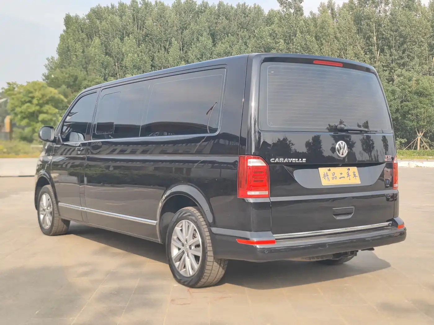Volkswagen Caravelle 2018 2.0TSI 4WD Luxury Edition 7-Seater фото 5