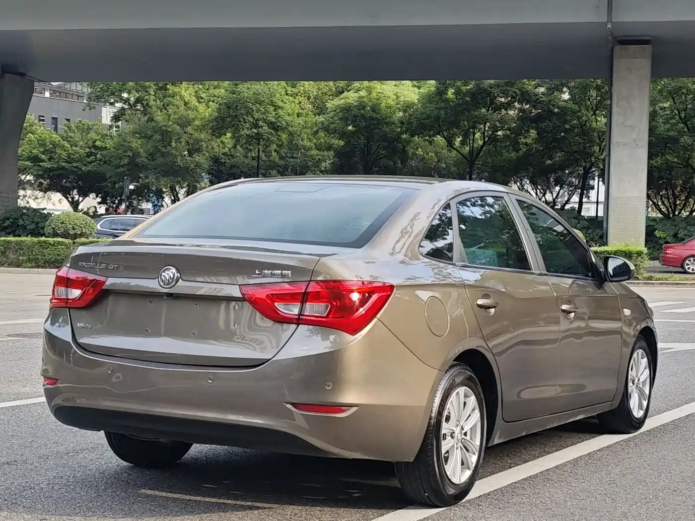Buick Excelle 2015 15N Automatic Progressive фото 5