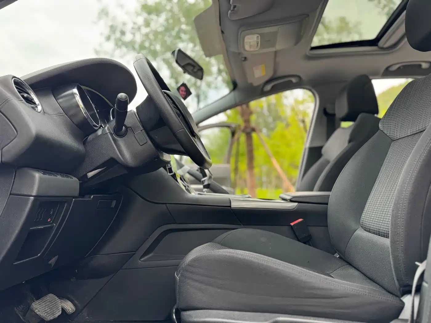 Peugeot 3008 2016 2.0L Automatic Classic Edition фото 4