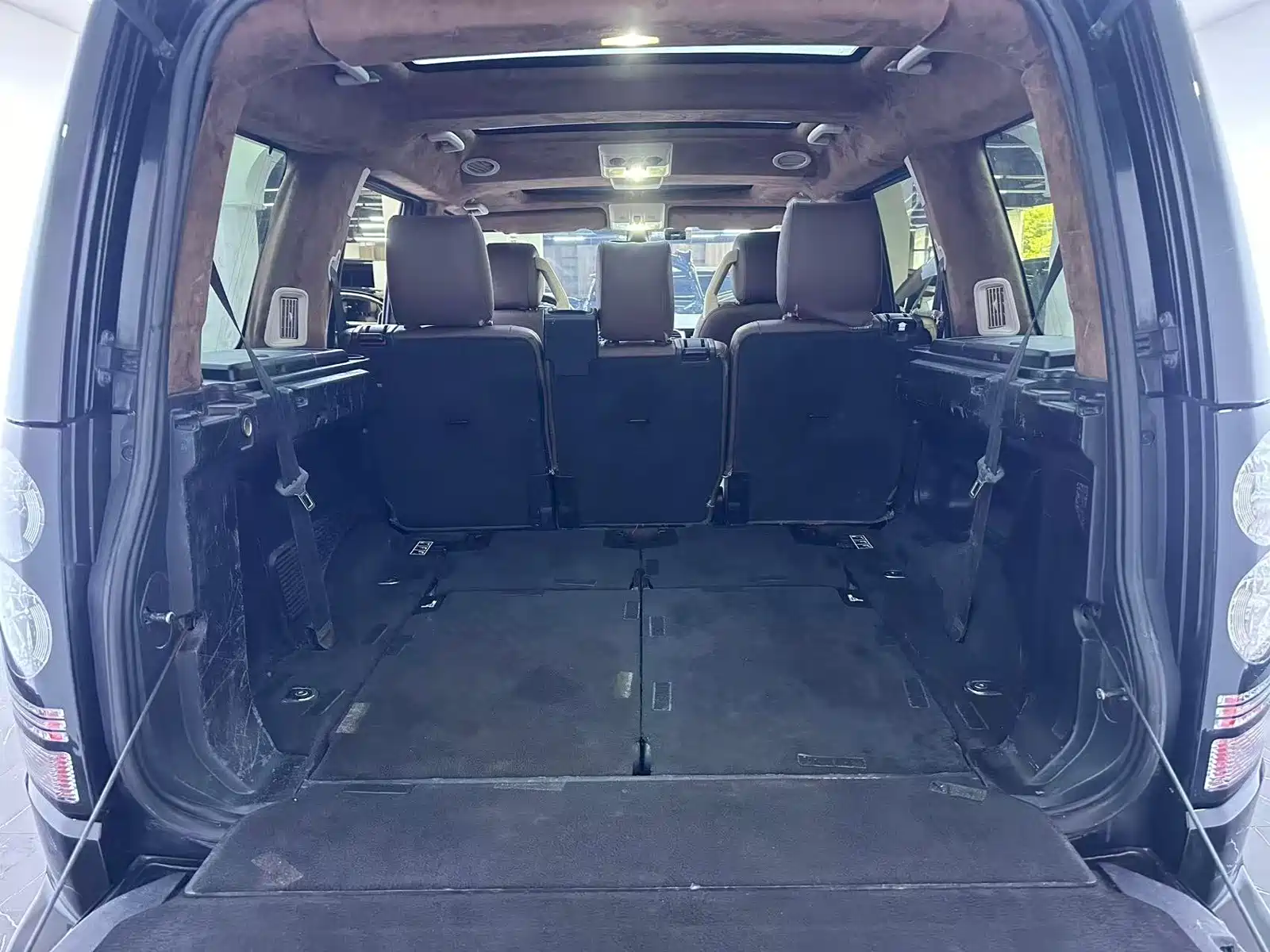 Photo 19 - Land Rover Discovery