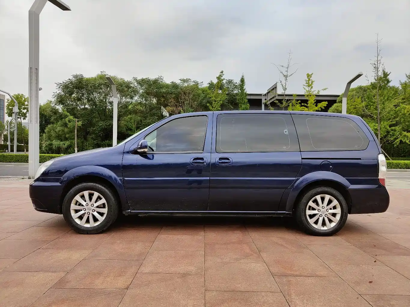 Buick GL8 2014 2.4L Classic Edition фото 5
