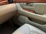 Фото 21 - Lexus LS