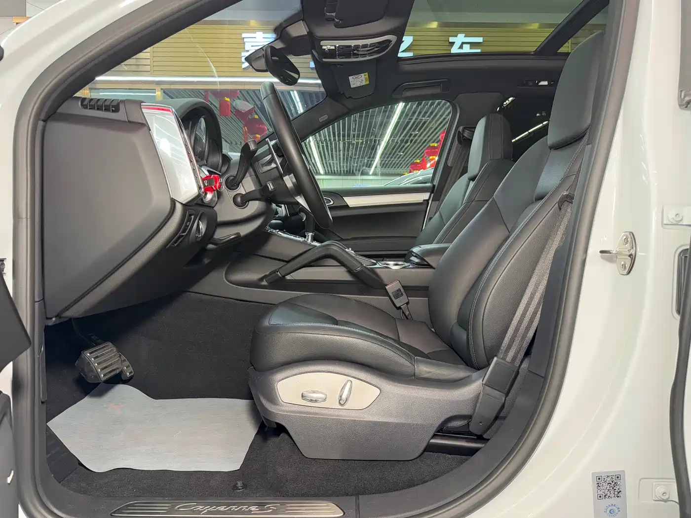 Porsche Cayenne 2015 Cayenne S 3.6T фото 18