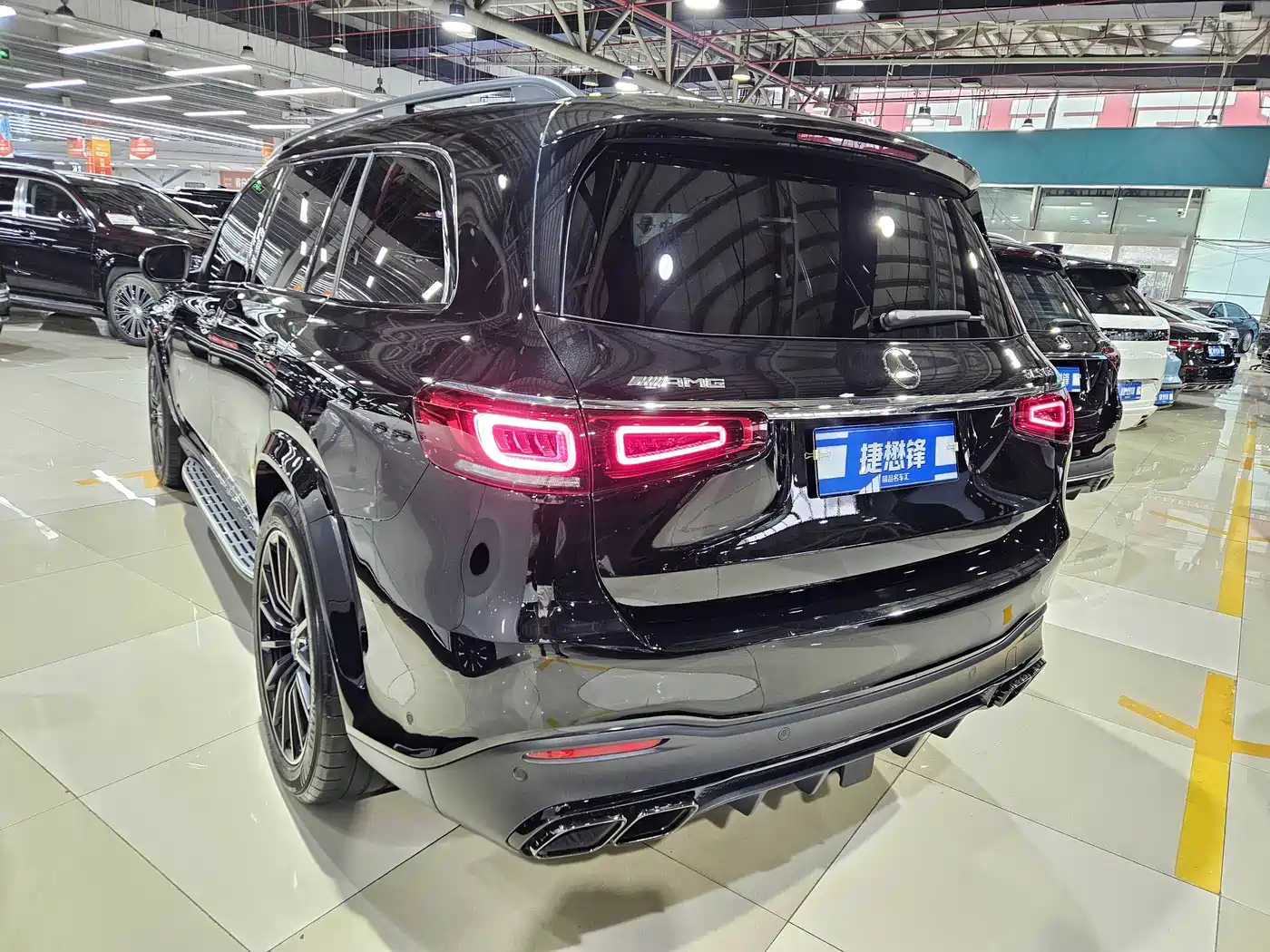 Mercedes-Benz GLS AMG 2024 AMG GLS 63 4MATIC+ фото 5
